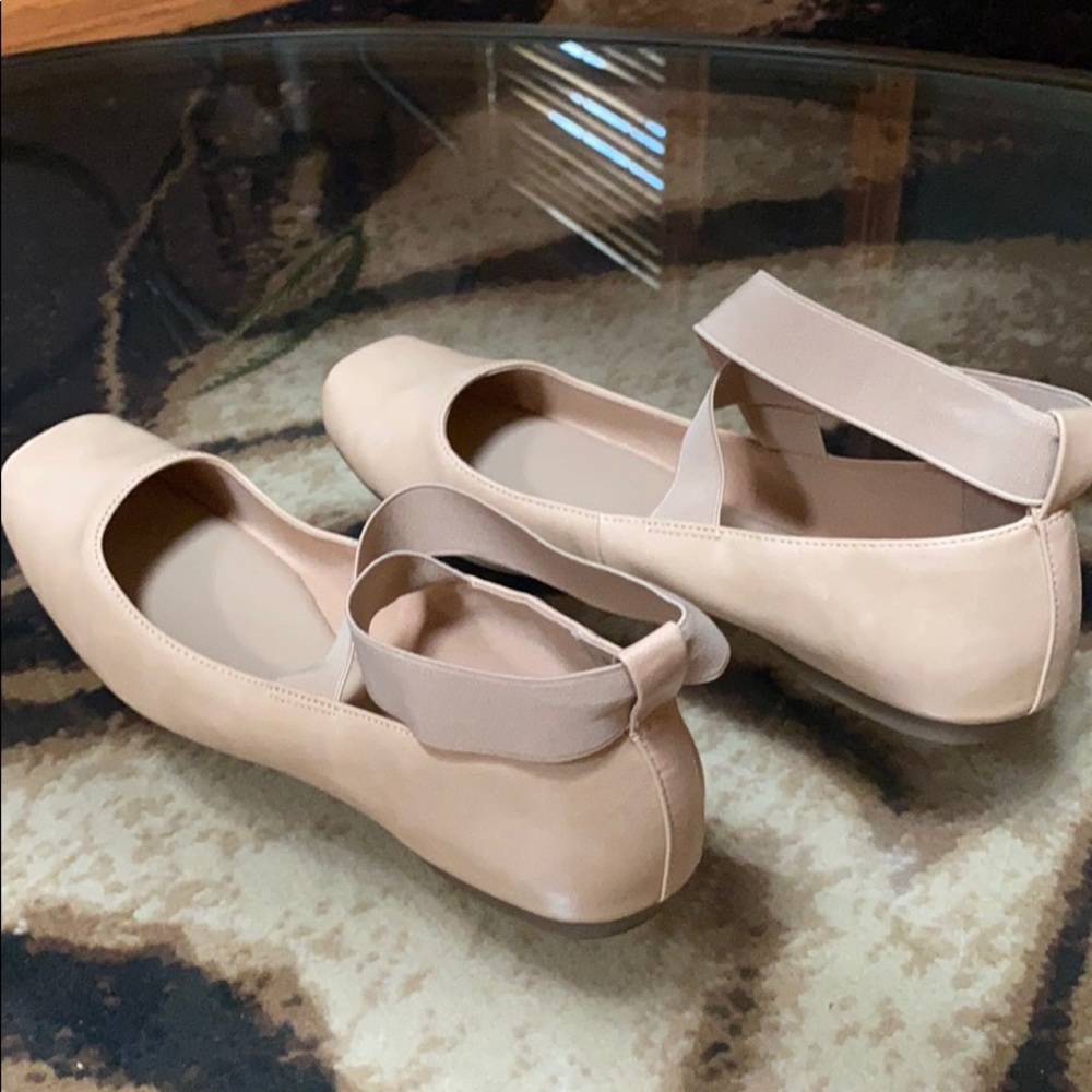 Shoes - Picture 3 of 3